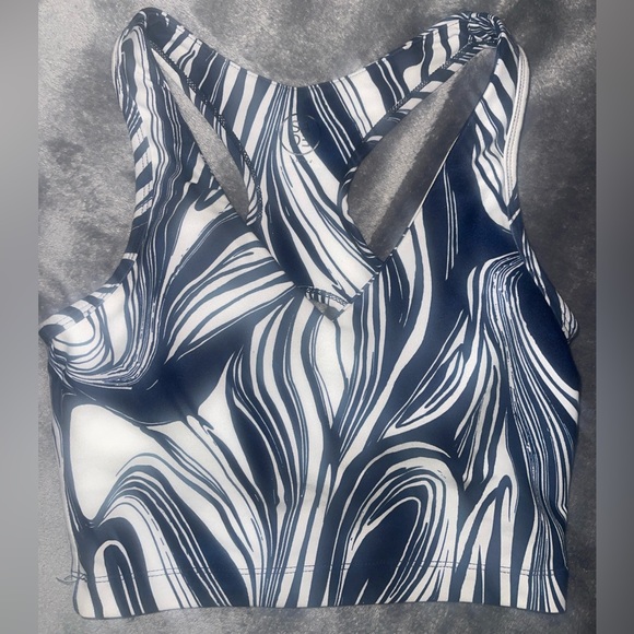 Swirled Workout Set - Picture 3 of 7